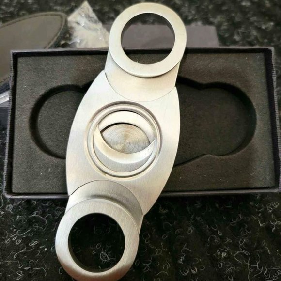 Bey-Berk NEW Cigar Cutter - Letter D - Picture 1 of 3